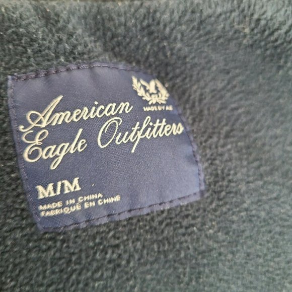 American Eagle Outfitters AEO Women’s M Dark Navy Blue Fleece Lined Puffer Vest - Picture 6 of 9